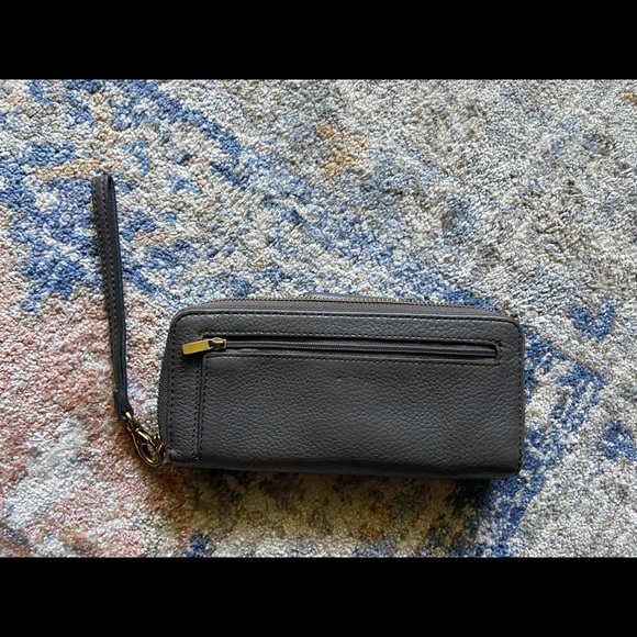 Barely used Gray fossil wallet. - Picture 2 of 4